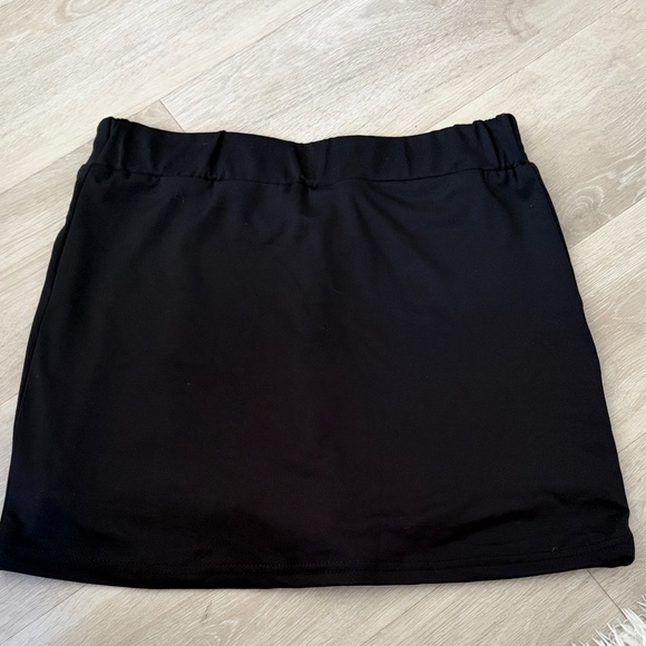 SHEIN black Mini Skort - Picture 4 of 4